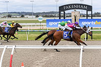 BELLA AMORE RETURNS A WINNER..